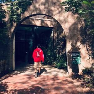 Meet your Posher, Jonathan